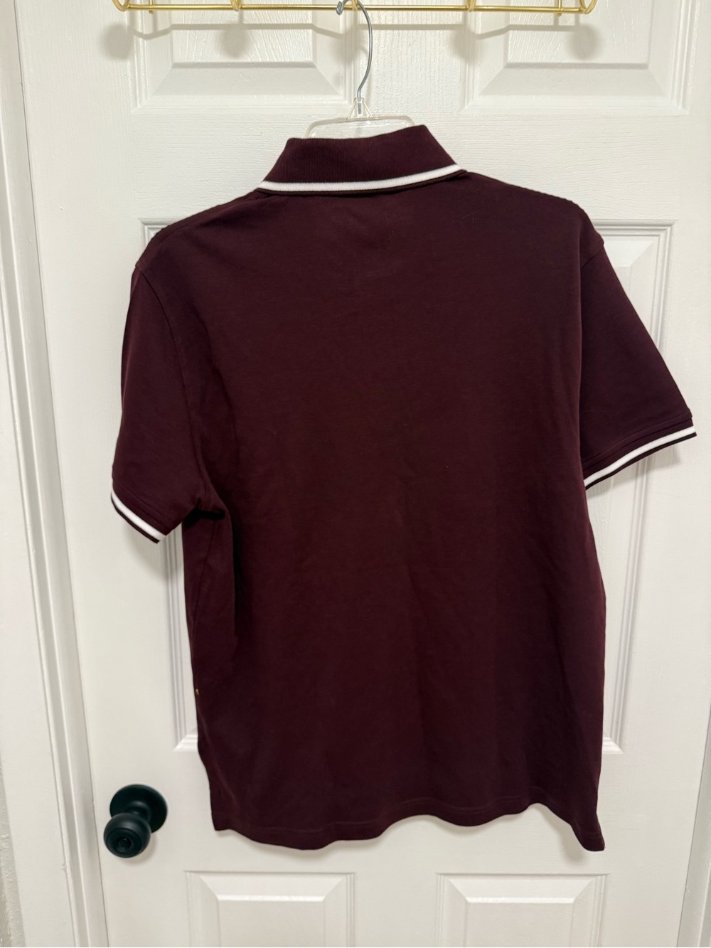 Tommy Hilfiger Men's Polo - Burgundy with White Trim - Picture 2 of 5